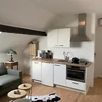 Authentic - 4p-apartment 아파트