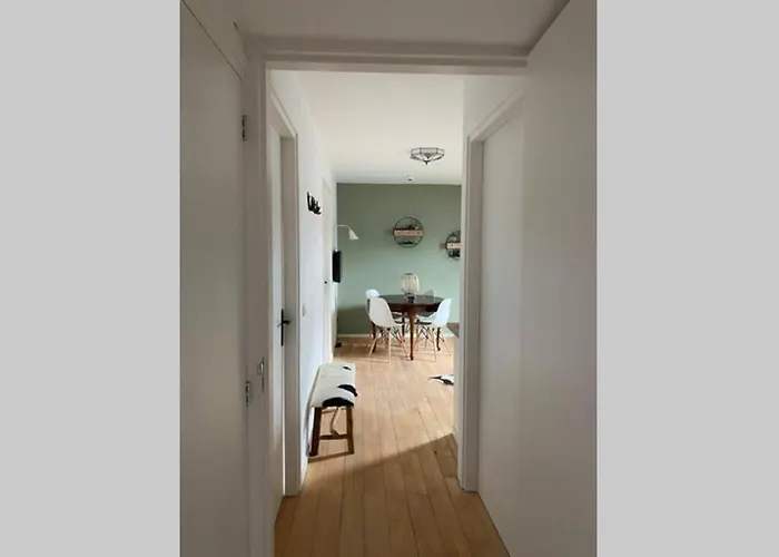 Authentic - 4p-apartment شقة *