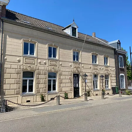 Authentic - 4p-apartment דירה *